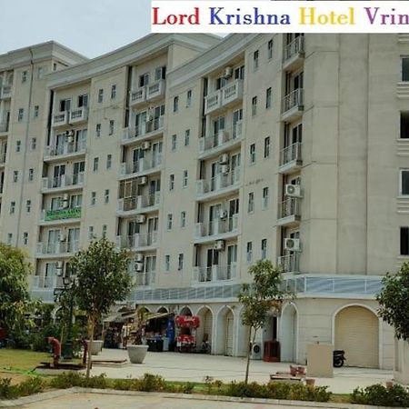 Lord Krishna Hotel Vrindavan มถุรา ภายนอก รูปภาพ